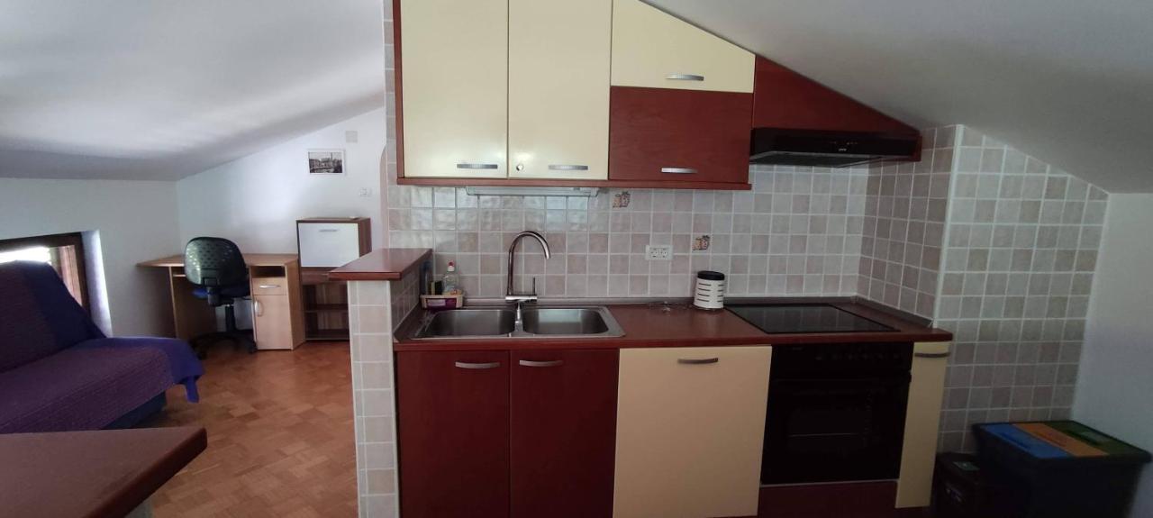 Apartma Ivan Apartment *